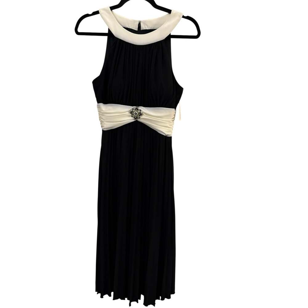 Dress Barn Sleeveless Black & White Cocktail Party Dress 6 Rhinestone Accent
